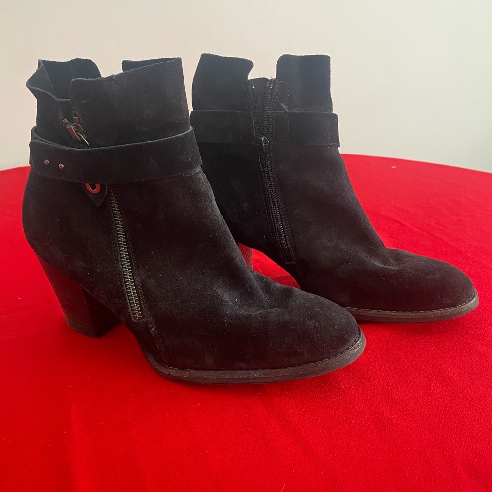 Paul Green Booties